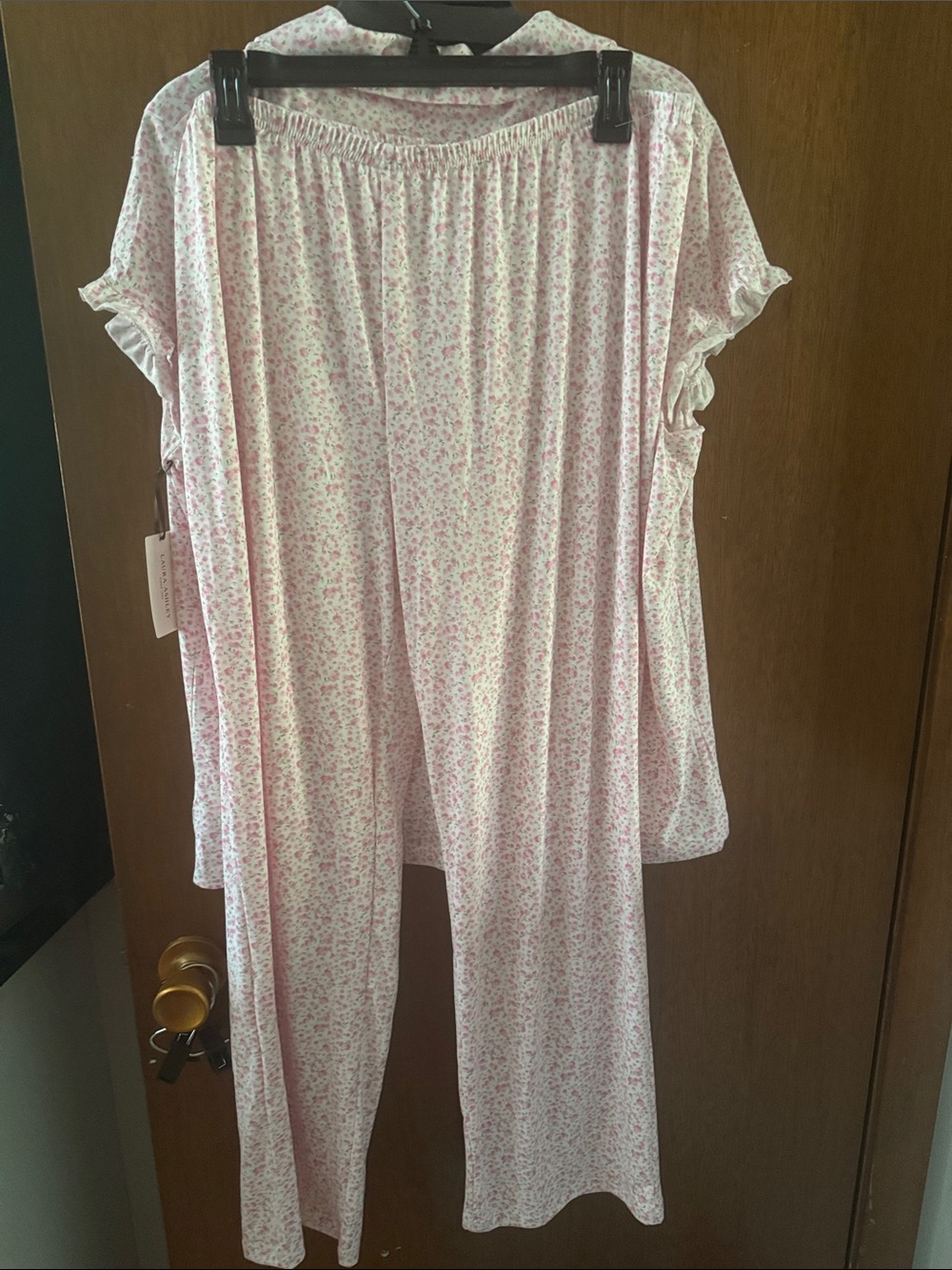 Laura Ashley Pink Floral Ruffle-Trim Pajama Set - Picture 4 of 5